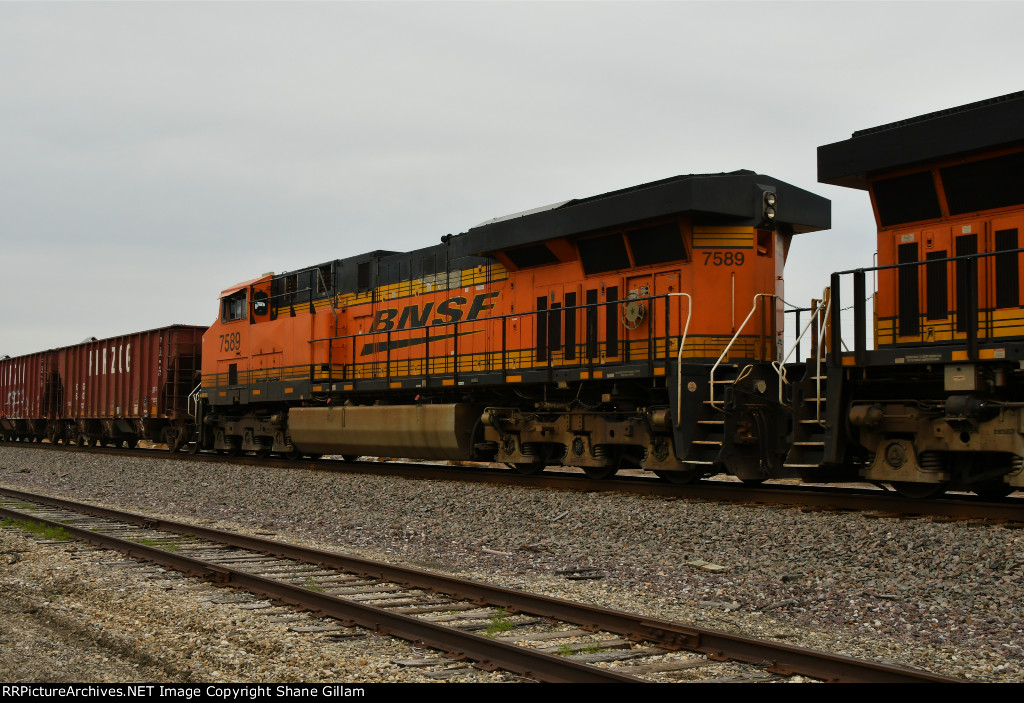 BNSF 7589 Roster shot